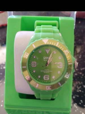 Watch new, unworn