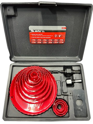 Wood hole saw set new with case, 12 sizes