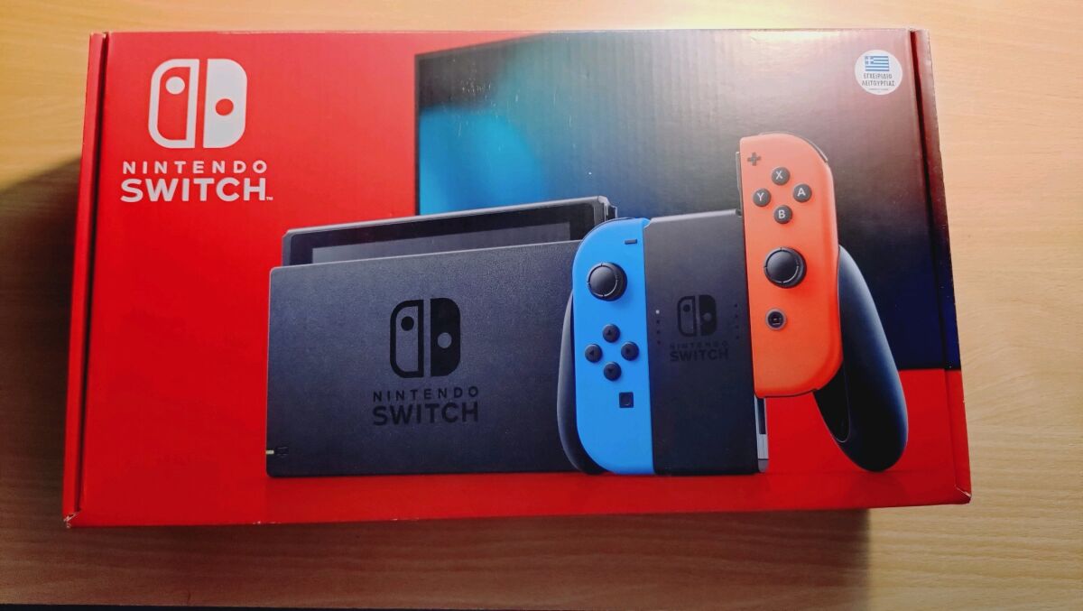 Nintendo Switch [USED] Nintendo Switch Nintendo Switch used with case, 5 games… - € 235,00 - Vendora.cy
