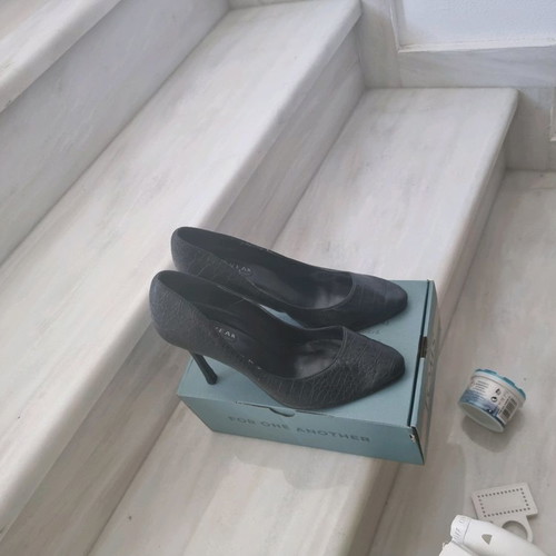 Women's heels in good condition, size 38, pack