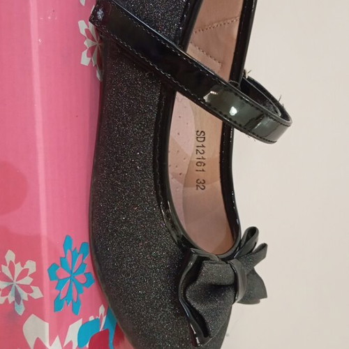 Smart Kids black ballerina shoes size 32 with rhinestones