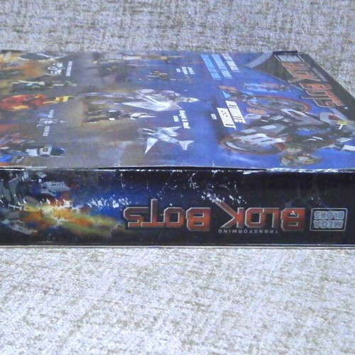 Mega Bloks Blok Bots Ultimate Assault set #9371, vintage 2002, sealed