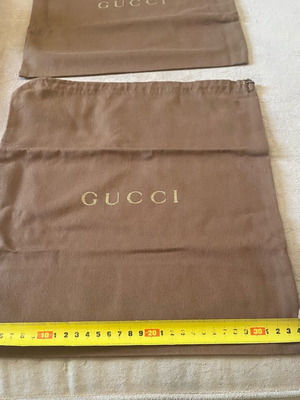 Gucci dustbag σαν καινούργια, πακέτο 4
