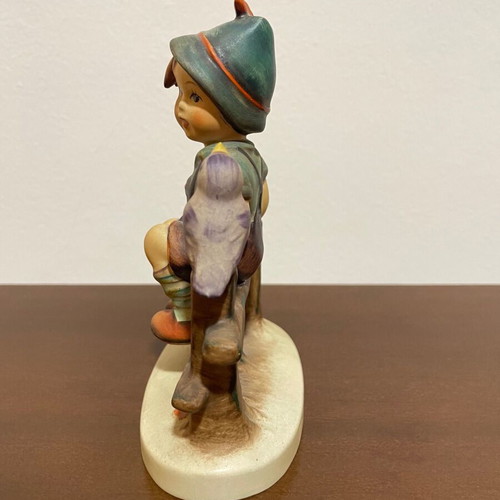 Hummel Goebel vintage porcelain figurine of child with bird