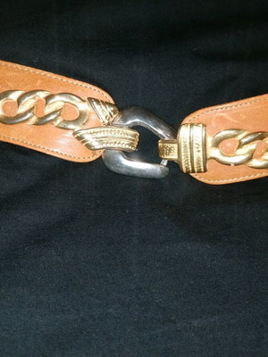 Leather vintage belt with jewelry buckle used, brown
