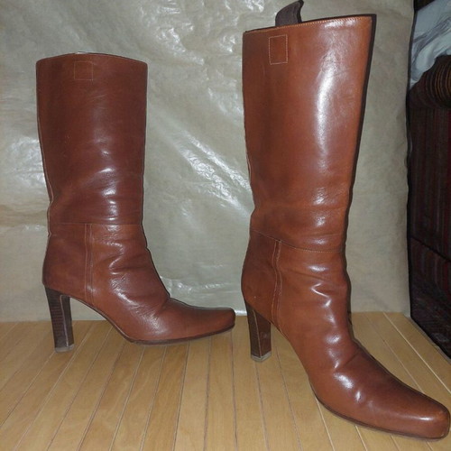 Miu Miu boots like new, tan leather mid-calf size 37.5