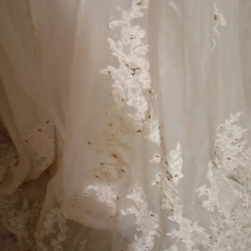 Wedding dress white with embroidered bust and tulle skirt like new, size XXXL