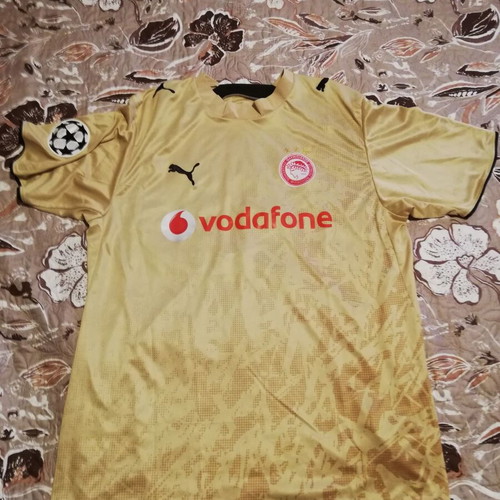 Olympiacos gold jersey Rivaldo Large like new with Champions League patch