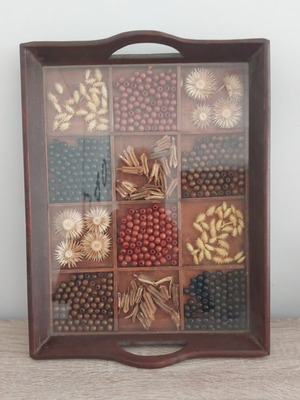 Wooden handmade tray like new, dimensions 28x34