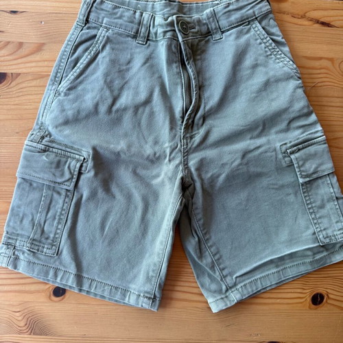 Zara cargo shorts used for boys 9 years, size 134 cm, green