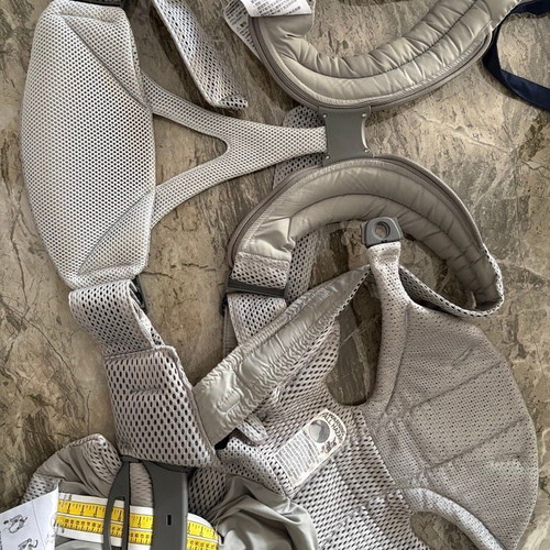 BabyBjörn Move Airy Mesh Baby Carrier like new