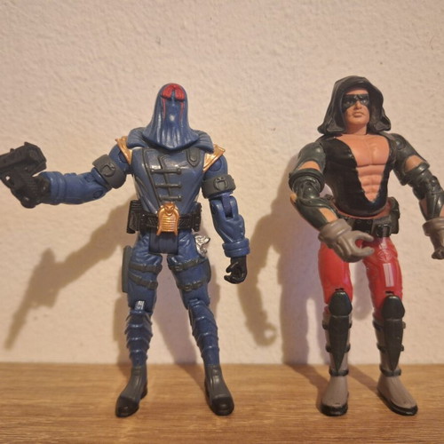 Gi Joe Figures like new with metal sign 20x30