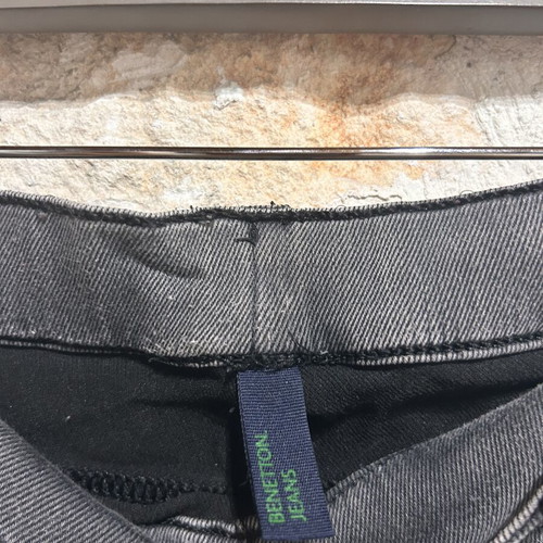 Benetton Dark Grey Ripped Knee Stretchy Skinny Jeans like new