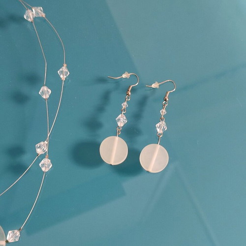 Jewelry set necklace earrings new