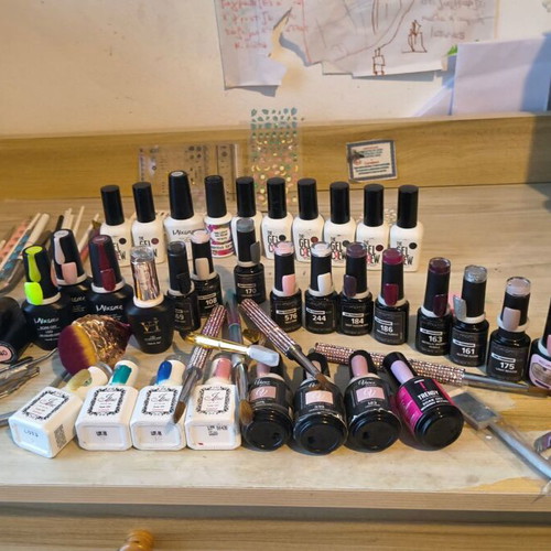 Nail products used, including lamps, files, glues, and accessories