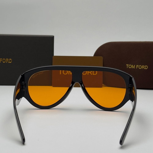 Tom Ford Mask Limited Edition sunglasses new, black and red