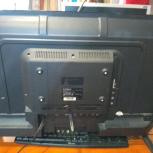 Turbo X TV 32 used, functional, digital DVB-T2 channels