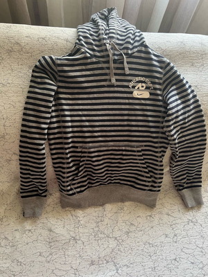 Nike women's hoodie small gray like new