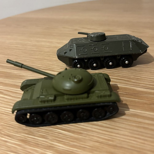 Soviet Military Equipment new, 1990 USSR, tank 20% complete