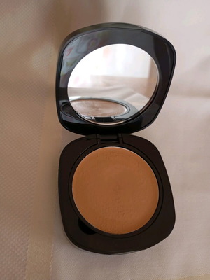 Galenic sunscreen foundation σαν καινούργιο