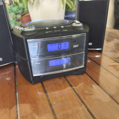 Denver MCA-180 CD player used with radio and alarm clock