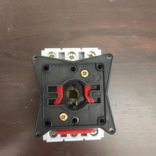Telemecanique V1 055169 Load Switch 3P 32A New