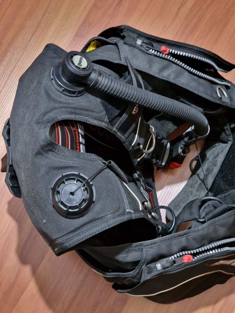 BCD Mares Vector 1000 diving jacket used - € 180,00 - Vendora.cy