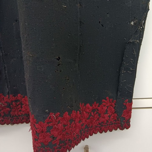 Collectible traditional wool dress vintage No 130 used