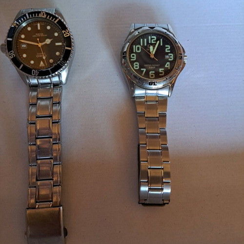 Watches various new, pack of 11 with one Seiko