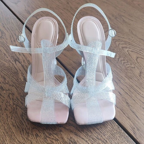 Zara vinyl sandals like new with shiny details size 37