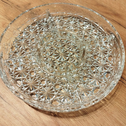 Vintage glass serving platter 25cm like new with central dip bowl