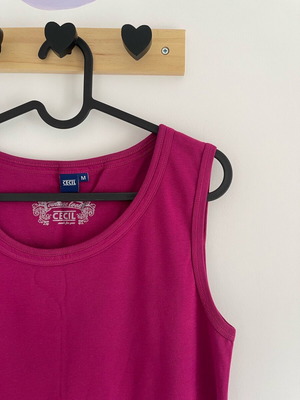 Cecil sleeveless blouse size M pink new