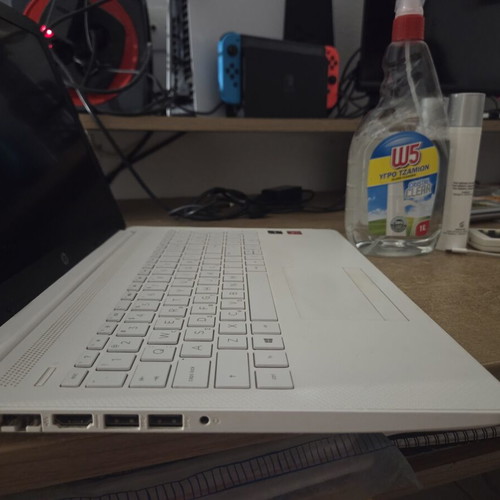 HP laptop 15-db1xxx