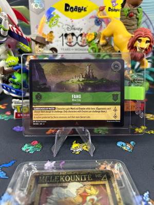 Κάρτα Fang Lorcana Disney TCG holographic foil σε άριστη κατάσταση
