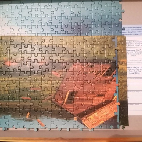 Clementoni puzzle 500 pieces like new cork material