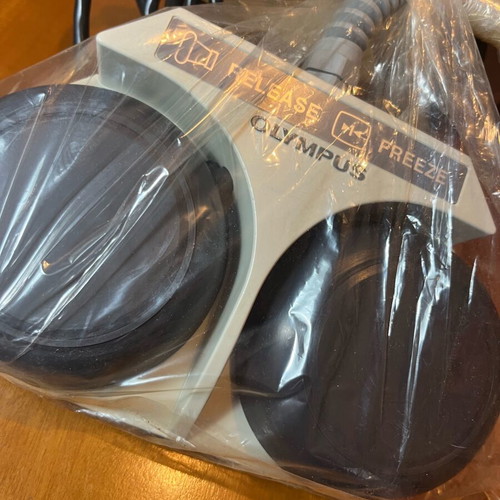 Olympus MAJ-679 Footswitch Pedal σαν καινούργιο με κουτί για EU-M30