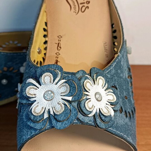 High slippers almost new, size 38