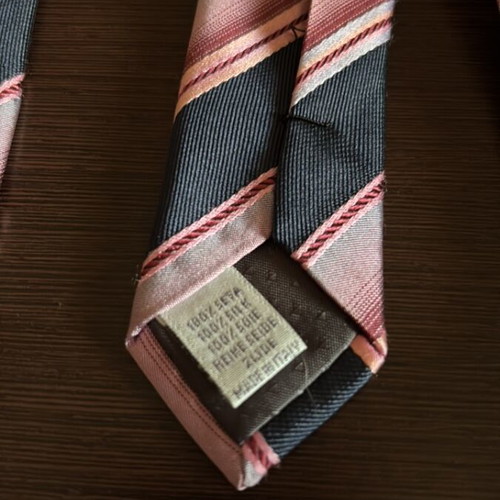 Romeo Milano men's silk tie like new