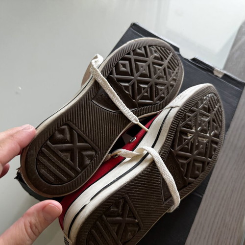 Converse All Star All Red sneakers used, size 37