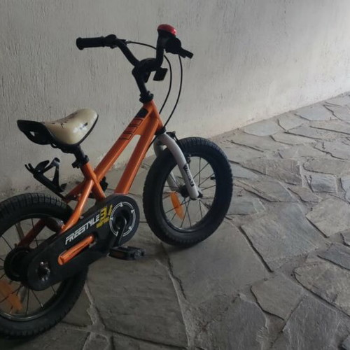 Freestyle kids bicycle like new, orange BMX with V-Brakes