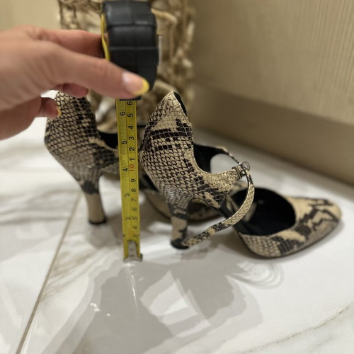 Dodici snake print pumps like new, size 37.5