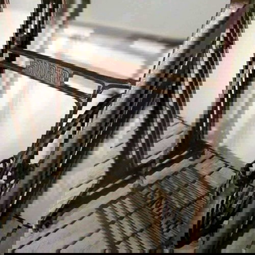 Κονσόλα γραφείο vintage με πόδια ραπτομηχανής Singer καινούργιο