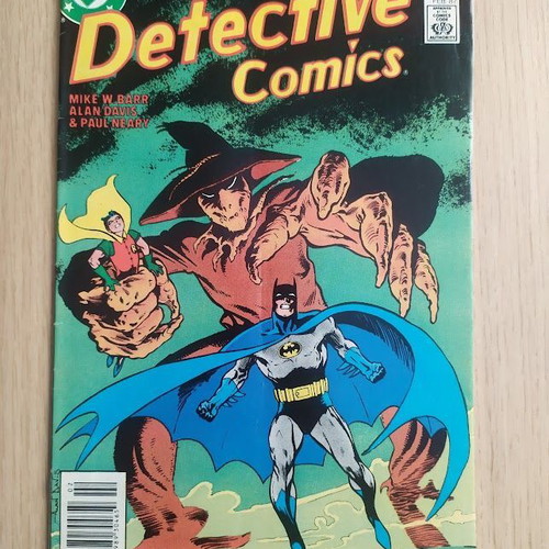Batman Detective Comics #571 like new, 1987