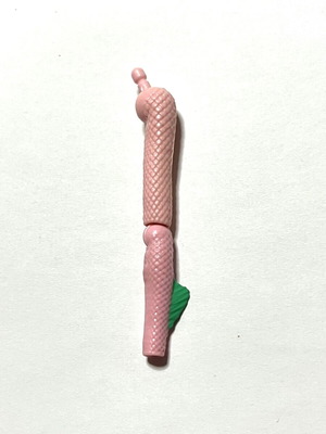 Monster High Create a Monster Dragon Girl doll replacement arm used