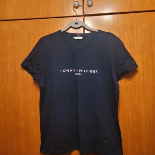 Tommy Hilfiger T-shirt blue marine like new, XL