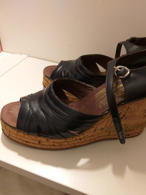 Platform shoes genuine black leather with strap size 36 used