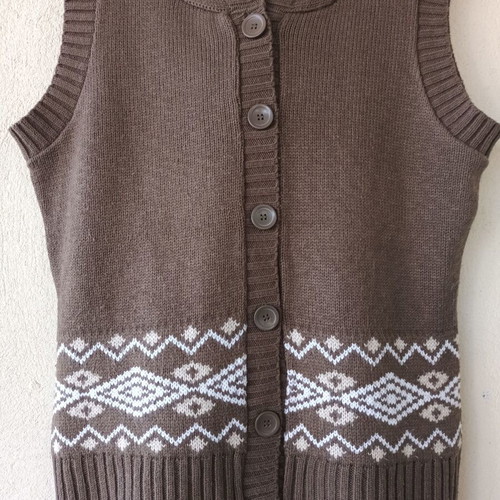 Benotti women's knitted sleeveless vest with hood and buttons, brown