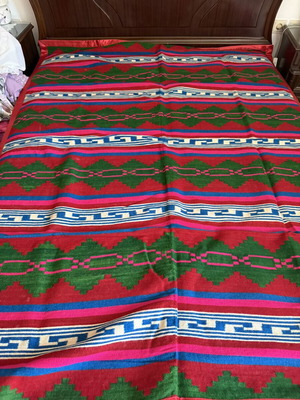 Handwoven Blanket like new 1.60x2.10