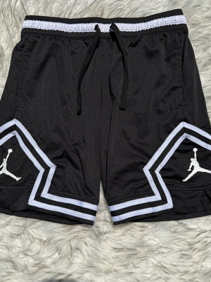 Jordan Ανδρικό Σορτς Μπάσκετ Dri-FIT σαν καινούργιο, μαύρο/άσπρο, L