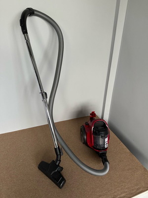Bosch Series 2 vacuum cleaner used